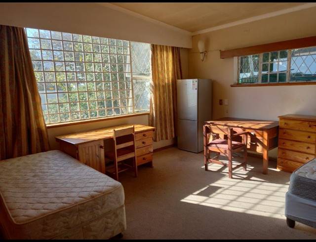 1 BEDROOM HOUSE RENTED IN SUMMERSTRAND